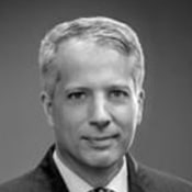 Russell Dow Headshot